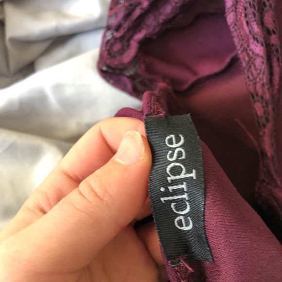 Eclipse maroon dress - Picture 8 of 8